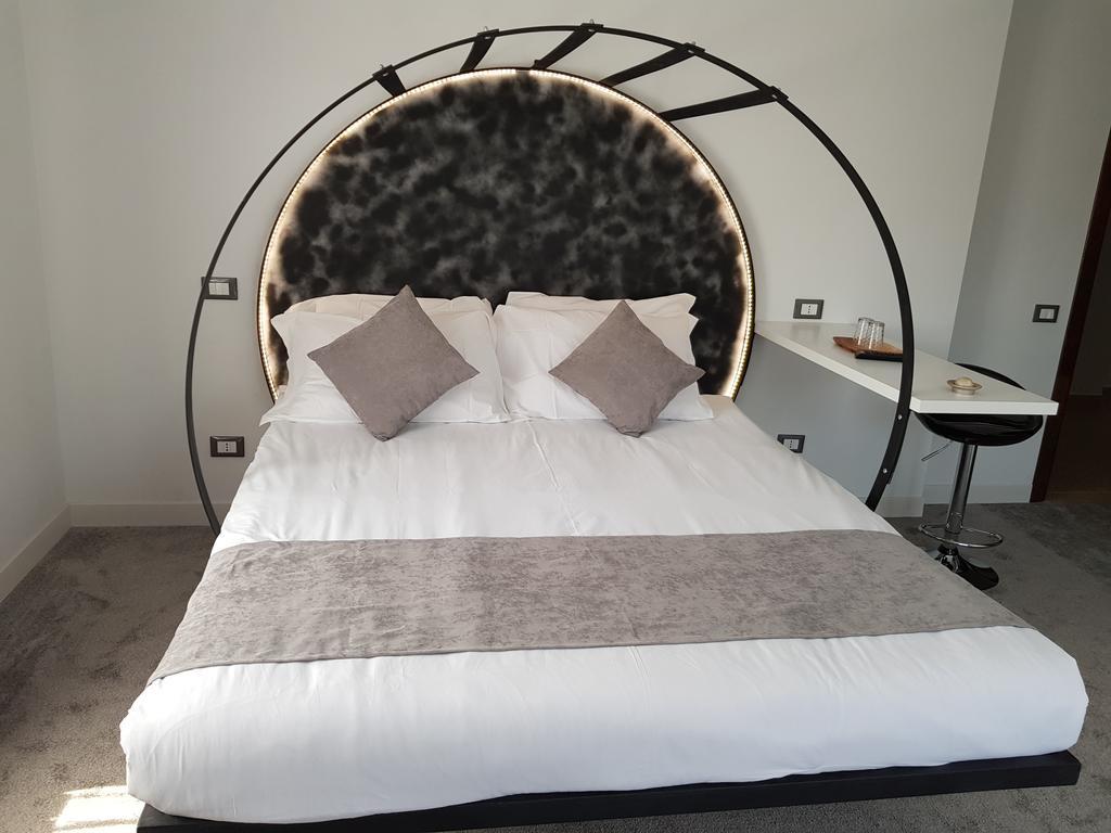 Heaven Guesthouse Корбени Екстериор снимка