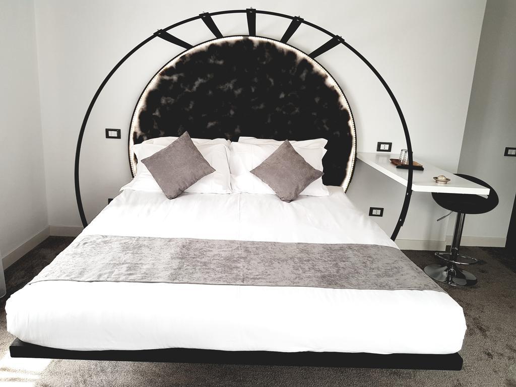 Heaven Guesthouse Корбени Екстериор снимка