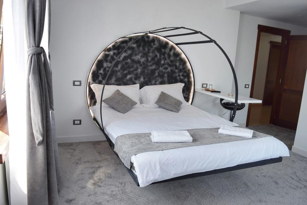 Heaven Guesthouse Корбени Екстериор снимка