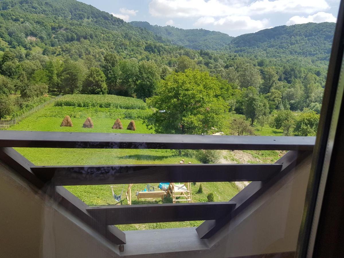 Heaven Guesthouse Корбени Екстериор снимка
