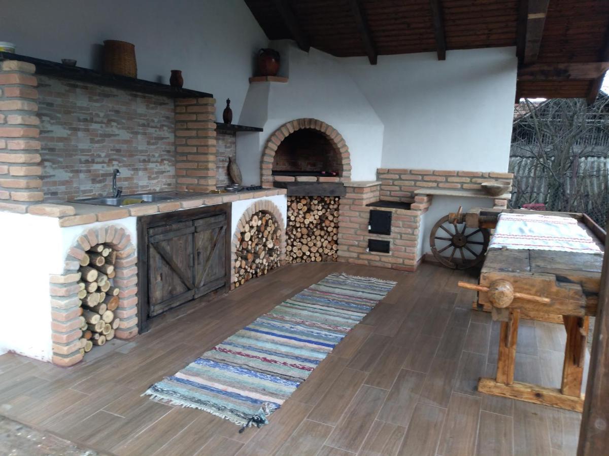 Heaven Guesthouse Корбени Екстериор снимка